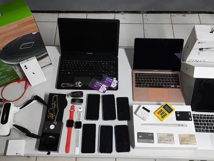 Polícia apreendeu diversos equipamentos eletrônicos na residência do suspeito, inclusive um celular e um notebook utilizados para clonar o aparelho do governador Camilo Santana