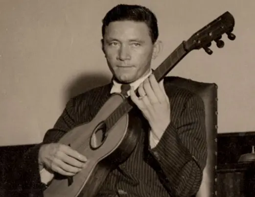 Dimas nasceu em São José do Egito (PE), ganhou o Brasil com sua arte e tornou-se professor em Tabuleiro do Norte (CE)