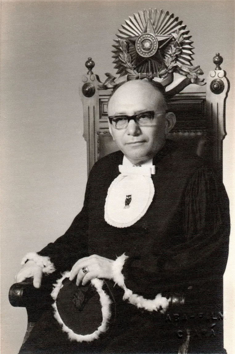 Do repente para os bancos da Universidade