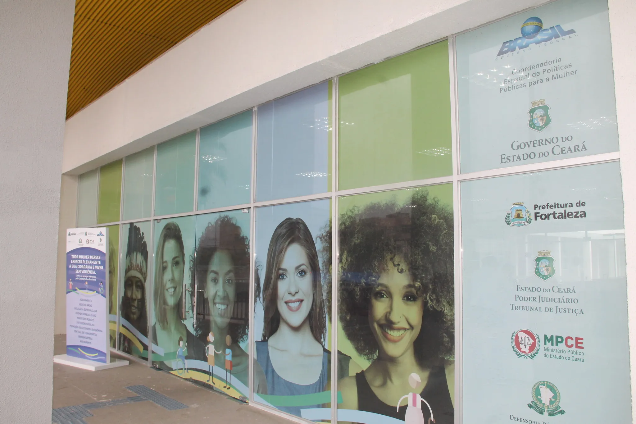 Mulheres contam com atendimento jurídico e psicossocial nos órgãos públicos cearenses