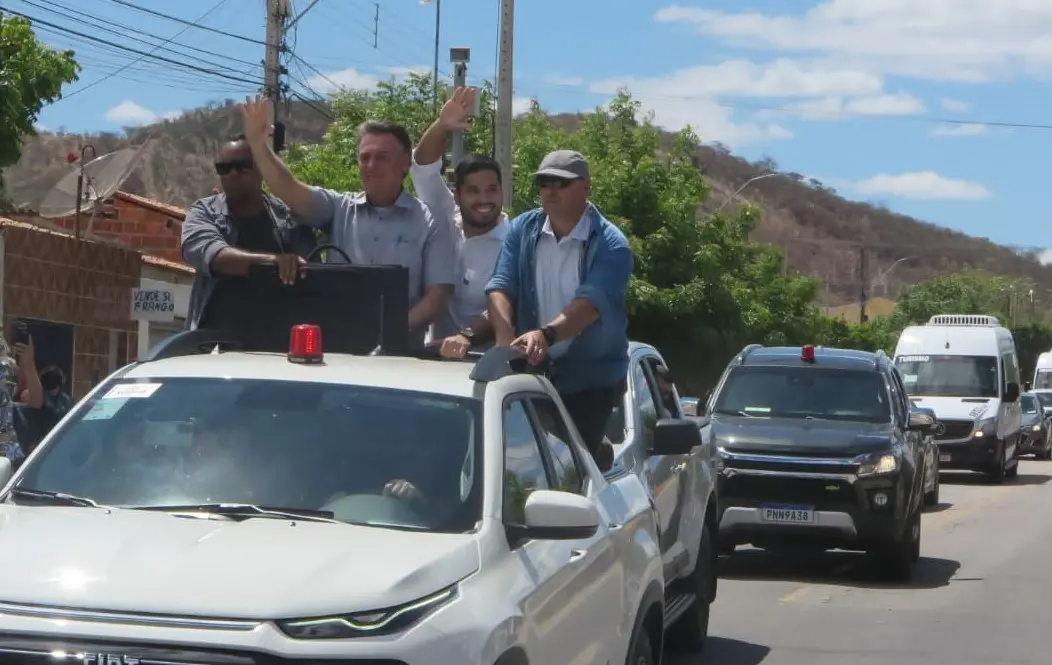 André Fernandes e Jair Bolsonaro