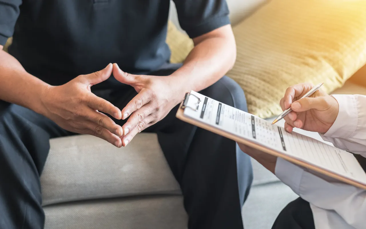 Busca por cuidados com a saúde mental não deve ser adiada, orienta a médica psiquiatra