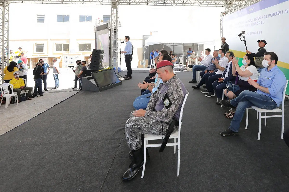 Evento com Bolsonaro em Juazeiro do Norte explicitou diferença de recepção entre apoiadores