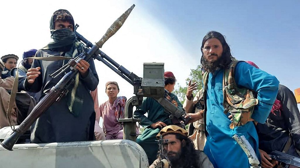 Talibã chega a Cabul
