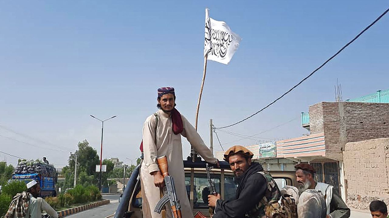 Militantes do grupo fundamentalista Talibã no Afeganistão