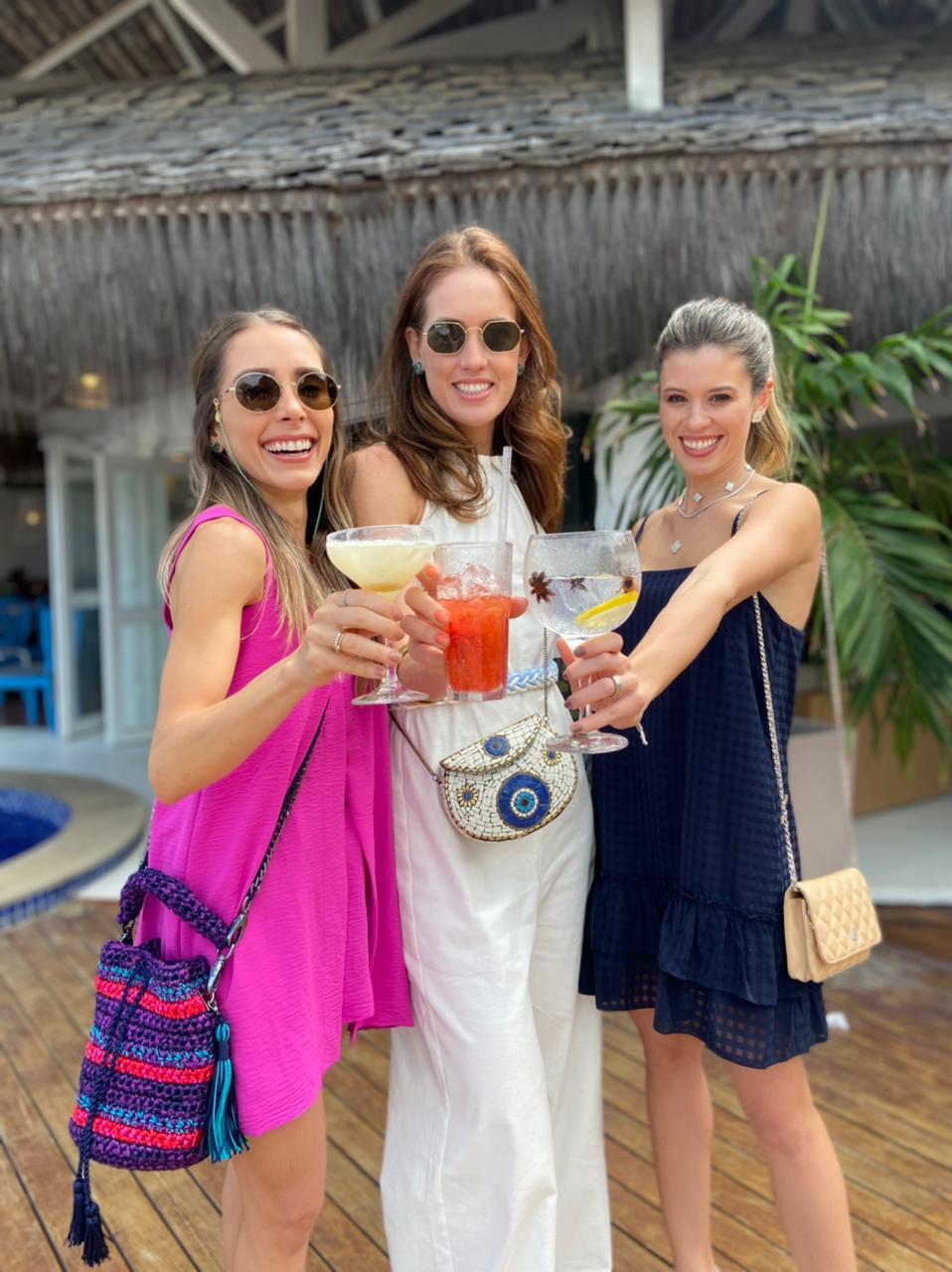 Nicole Benevides, Fernanda Esteves e Isabela Franklin