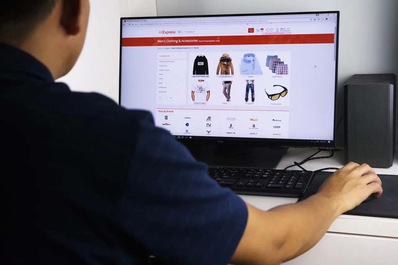 Para estimular a compra de parceiros locais, o AliExpress criou uma aba no site a aplicativo apenas para vendedores brasileiros