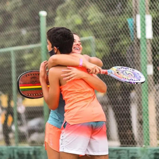 Imagem da notícia Apaixonadas pelo beach tennis dão dicas para quem quer praticar o esporte