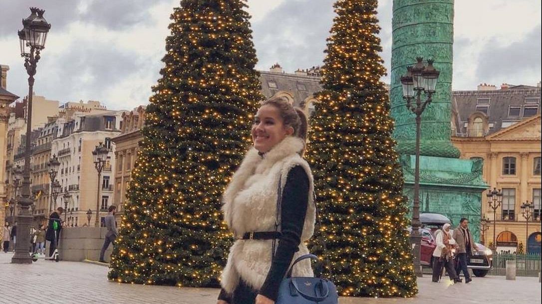 Justiça nega pensão para blogueira que se casou com tio-avô de 93 anos em estado debilitado - País - Diário do Nordeste