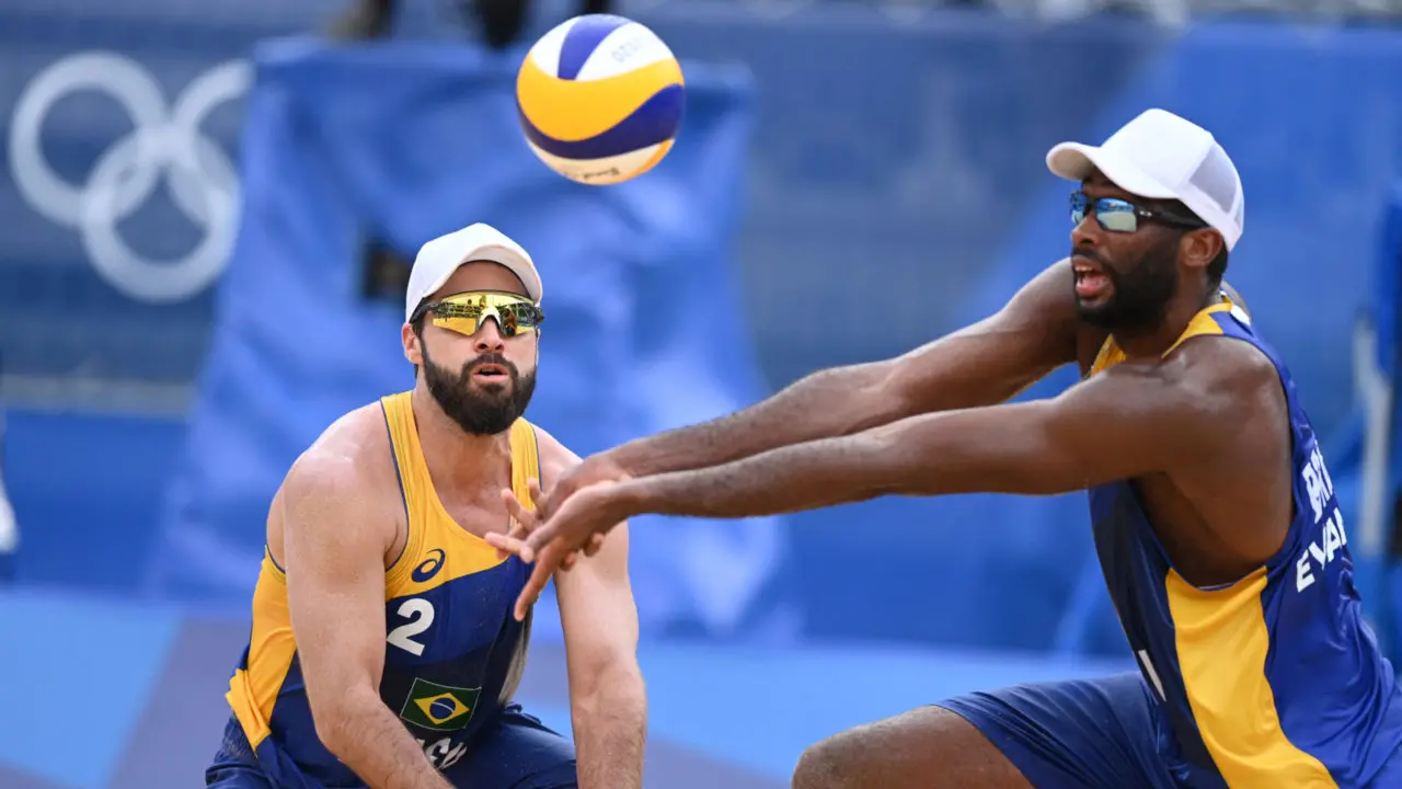 Imagem da notícia Bruno Schmidt e Evandro anunciam fim da parceria no vôlei de praia