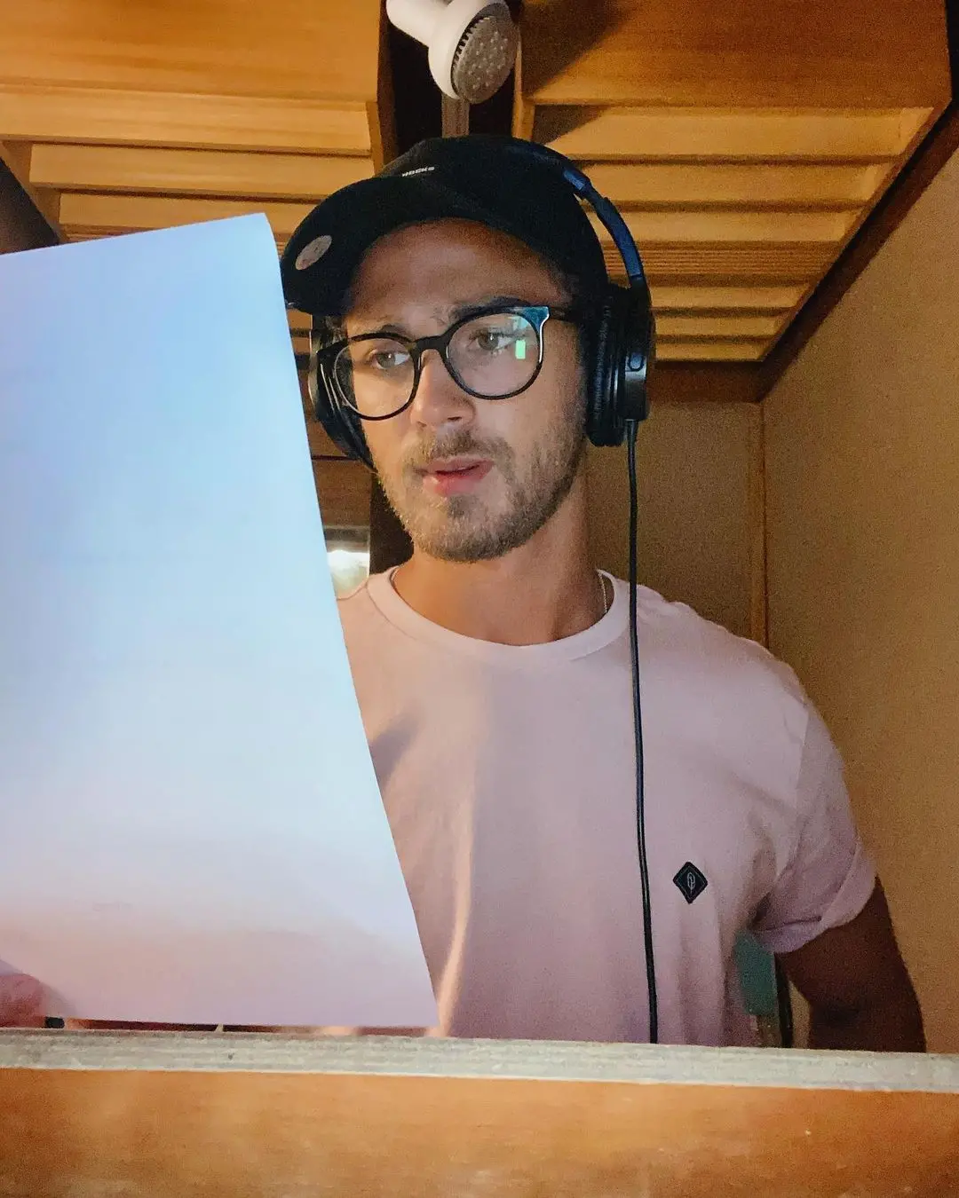 André Luiz Frambach em produção de filme da Netflix