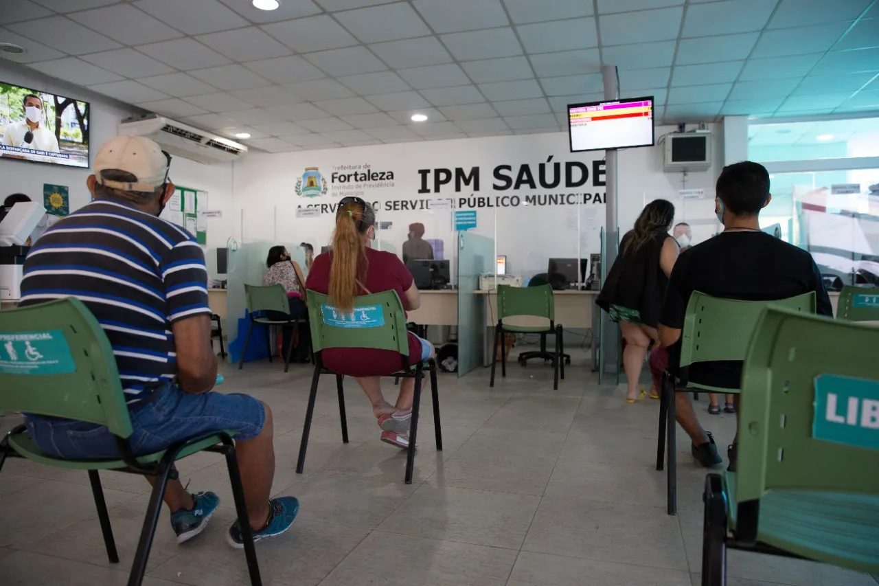 Aposentados e pensionistas procuram IPM para entender descontos