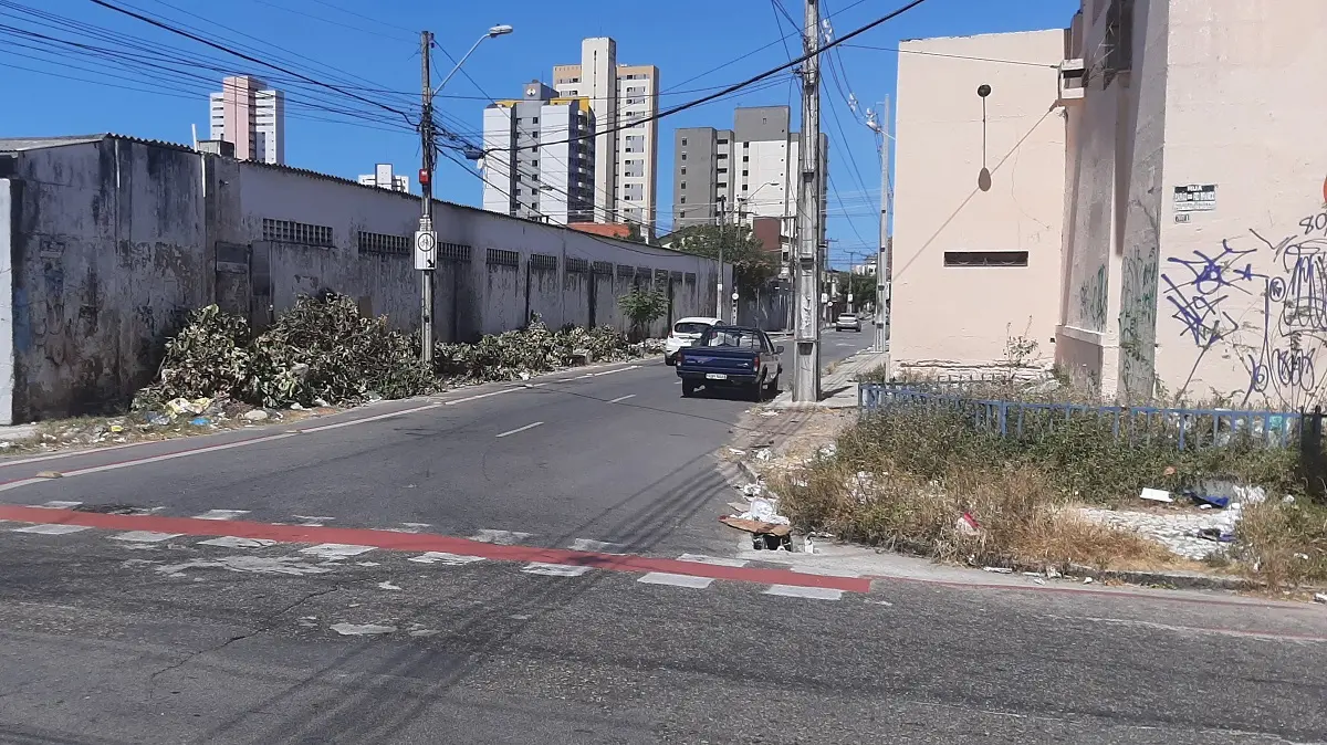 lixo em fortaleza