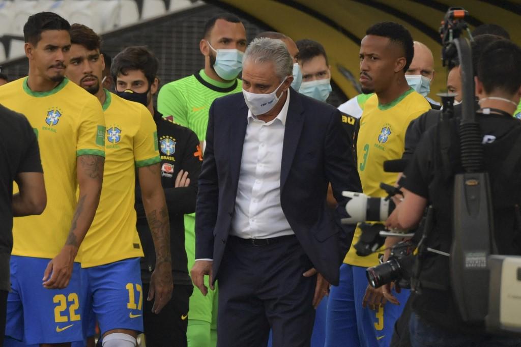 Jogo suspenso entre Brasil e Argentina é cancelado definitivamente - Folha  PE
