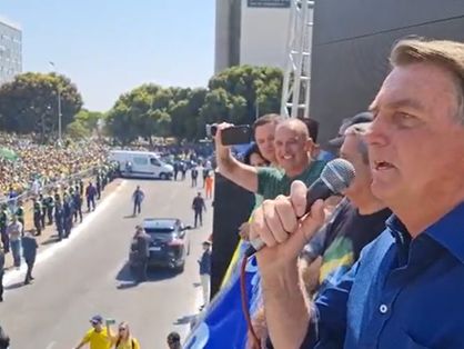 Bolsonaro ressaltou respeito a Constituição