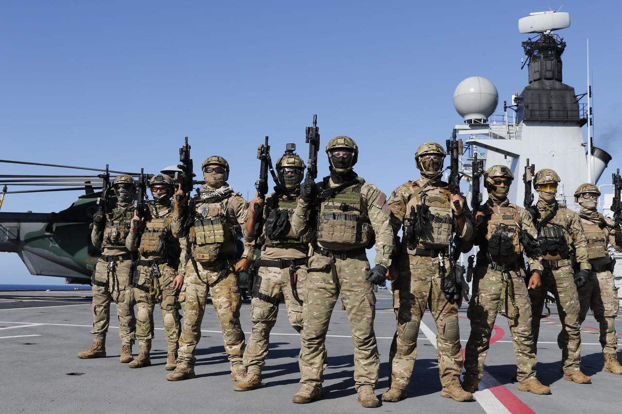 Membros das Forças Armadas durante a Operação Poseidon 2021