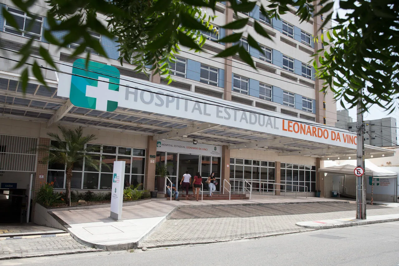 Hospital Estadual Leonardo da Vinci, referência no tratamento da Covid no Ceará, concentra mais internações