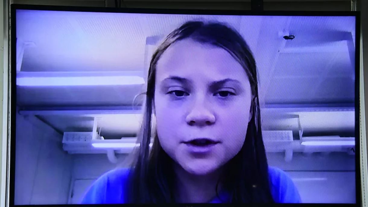 Ativista ambiental sueca Greta Thunberg em pronunciamento via videoconferência.