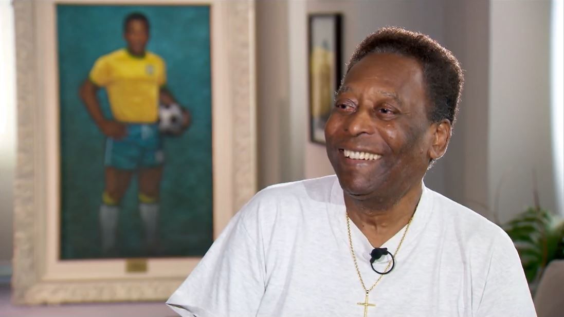 Pelé concedendo entrevista ao Esporte Espetacular, da TV Globo