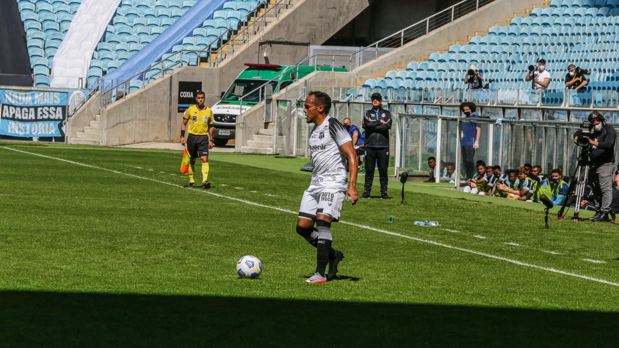 Até o mesmo o sempre regular Bruno Pacheco, teve atuação aquém do esperado