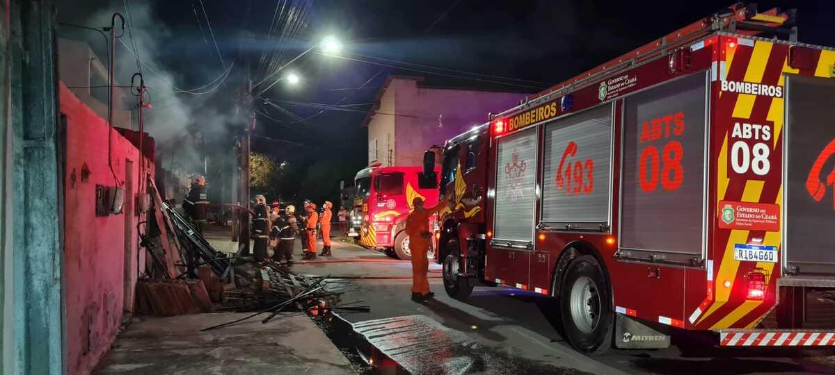 Incêndio no bairro Conjunto Ceará