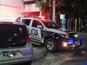 Motorista de aplicativo e comparsas são presos suspeitos de realizar série de assaltos em Fortaleza