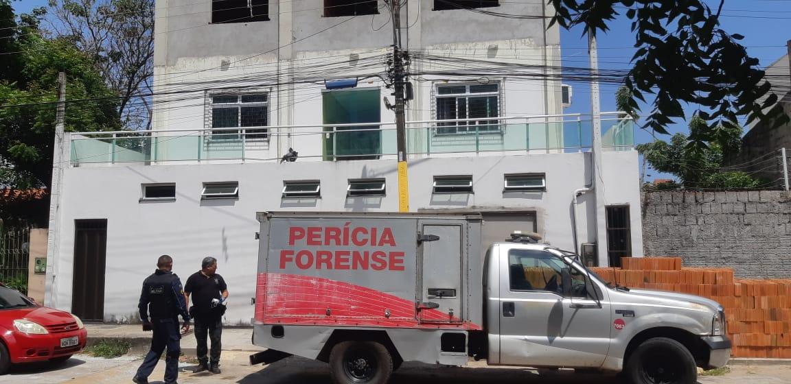 Pousada no bairro Serrinha, onde um homem foi encontrado morto