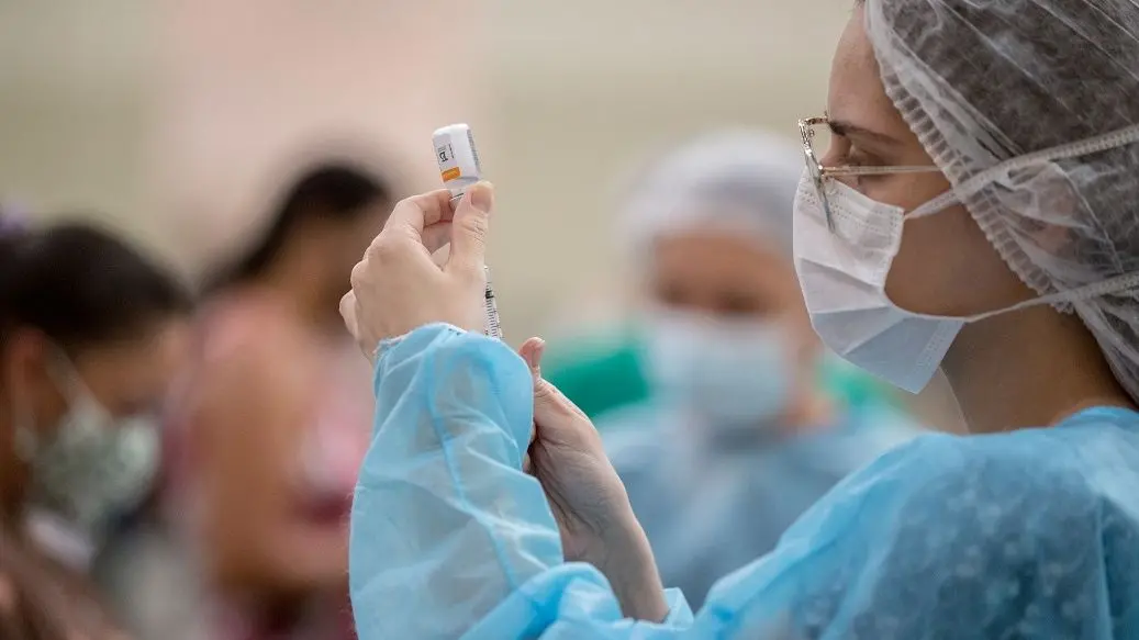 Tomaram vacina contra a Covid, somente 39 dos 122 pacientes identificados com a Delta, sendo 20 com duas doses ou dose única