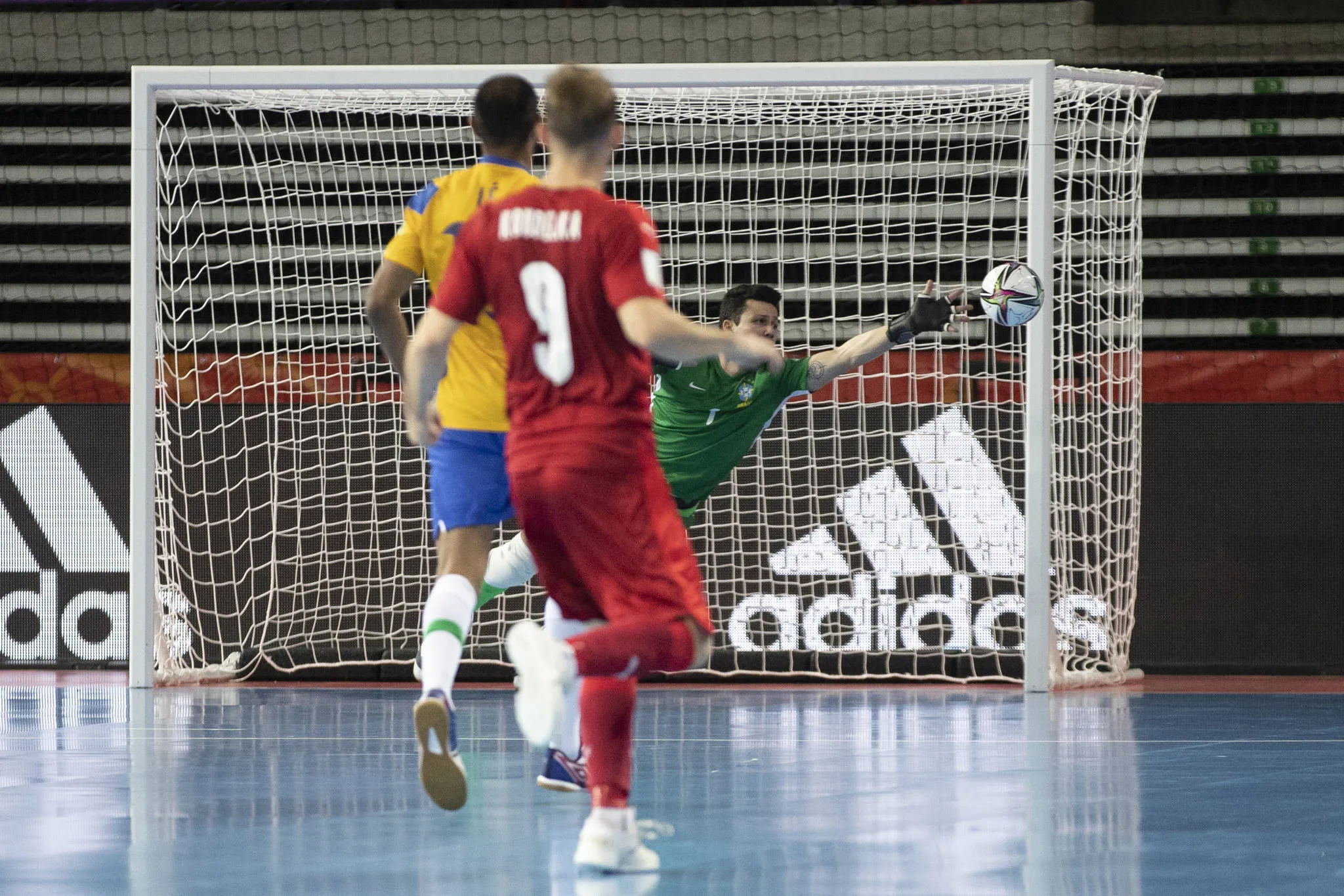 Guitta salvou o Brasil durante a etapa inicial
