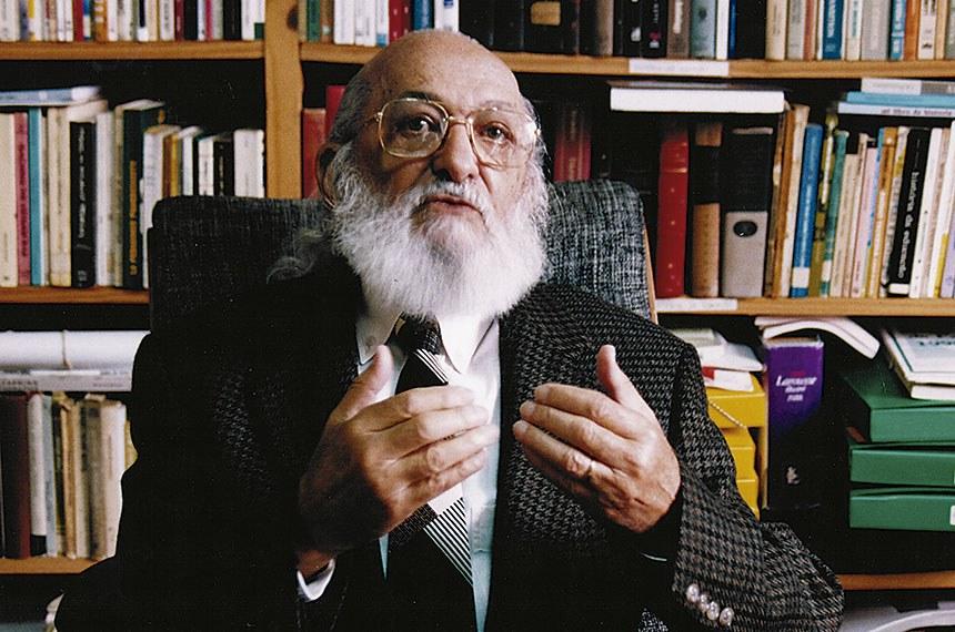 Paulo Freire