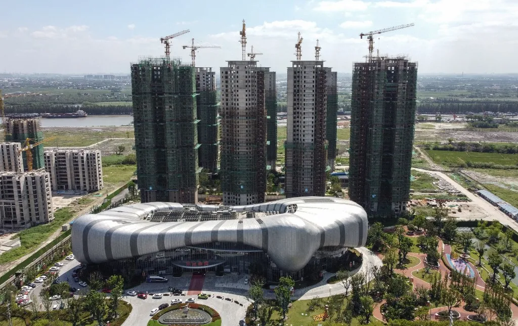 Evergrande é uma gigante do setor imobiliário de Xangai e a crise na empresa tem causado temor nos mercados pelo mundo