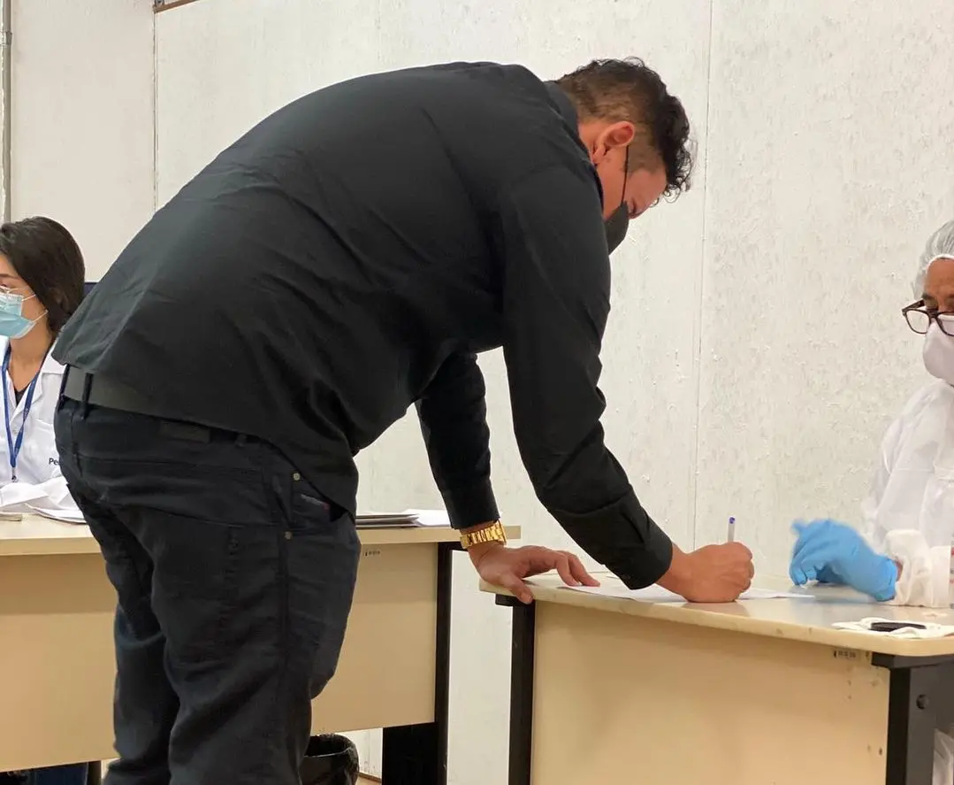 Marcos Araújo durante exame de DNA