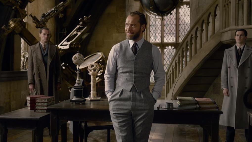 Dumbledore em Animais Fantásticos, vividos por Jude Law