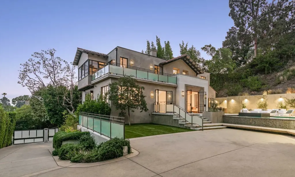 Casa da Rihanna está sendo vendida por US$ 7,8 milhões
