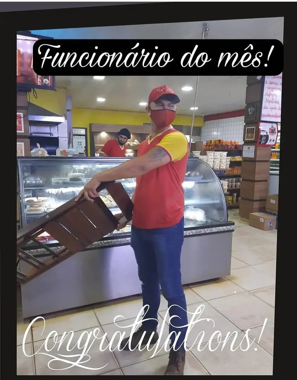 Funcionário dá cadeirada em homem durante assalto em padaria de Porto Velho, Rondônia