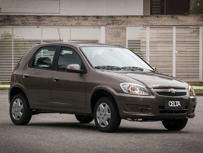 Uma década atrás, Celta Chevrolet 0km era vendido a partir de R$ 25 mil