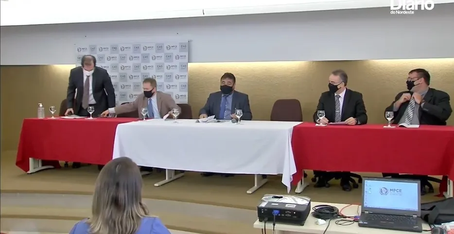 MPCE concede coletiva de imprensa nesta manhã