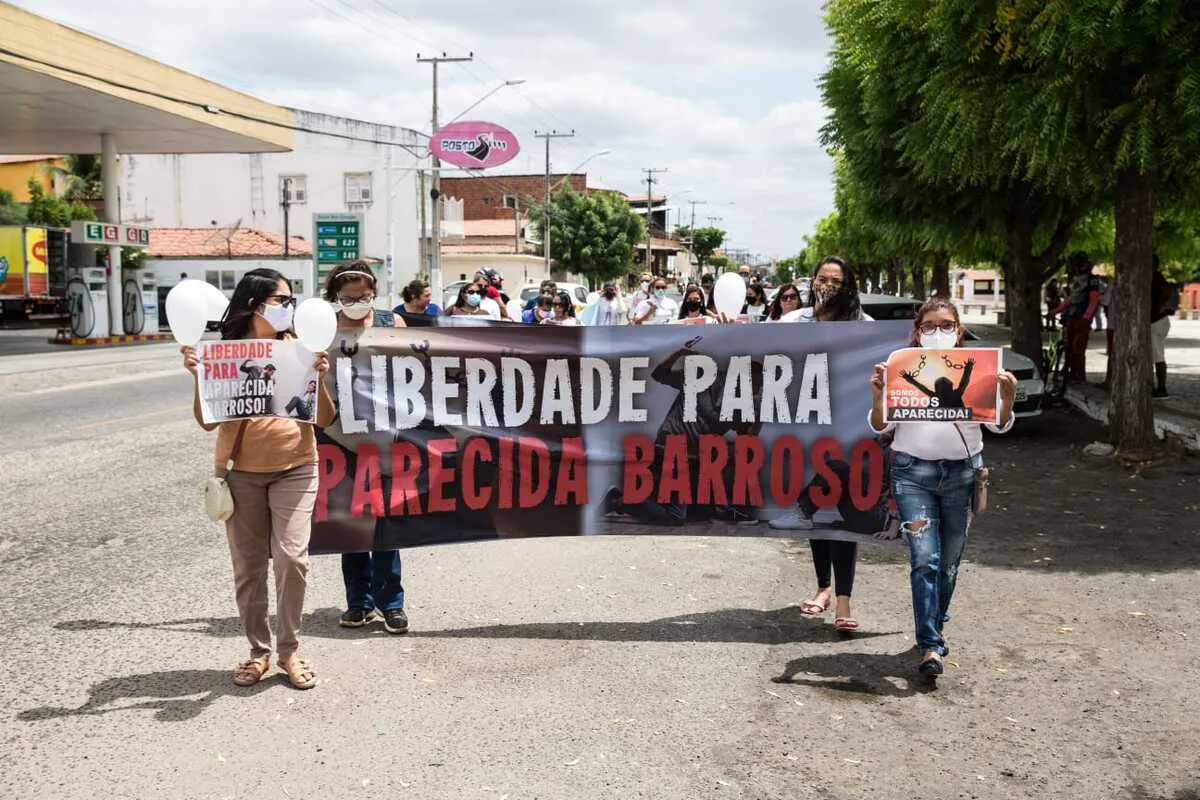 Ato pede a libertação de Maria Aparecida