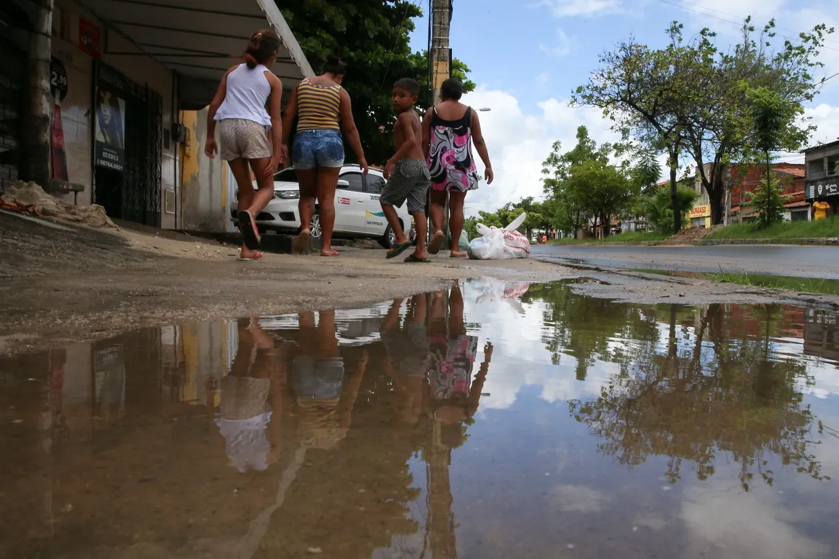 Fortaleza é a cidade com mais registros de casos de dengue, em números absolutos, no Estado