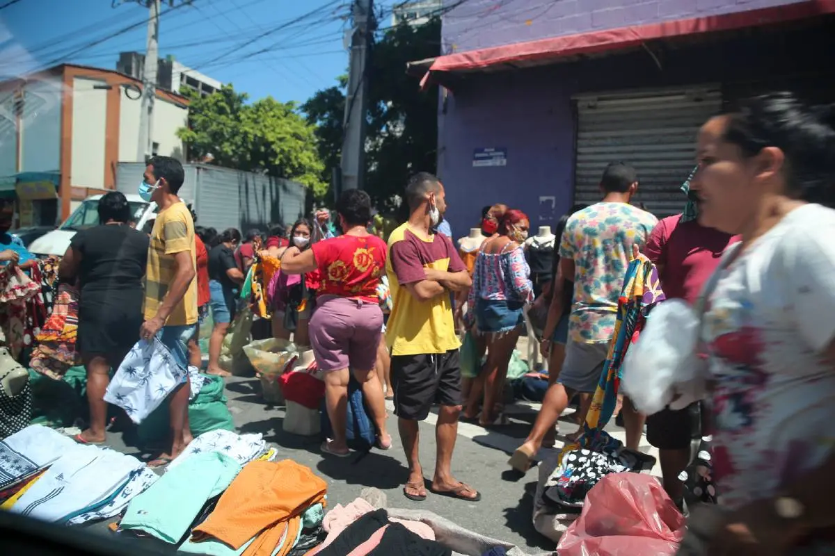 Aglomeração da Rua José Avelino
