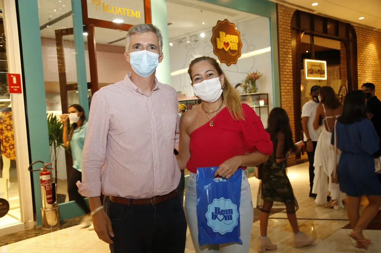 Bernardo Legey e Laura Dantas