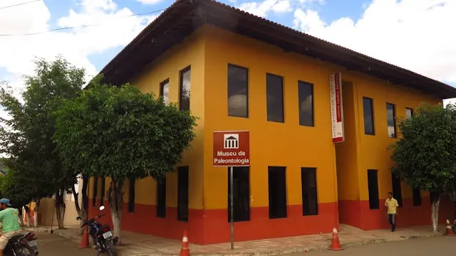 Museu de Paleontologia de Santana do Cariri
