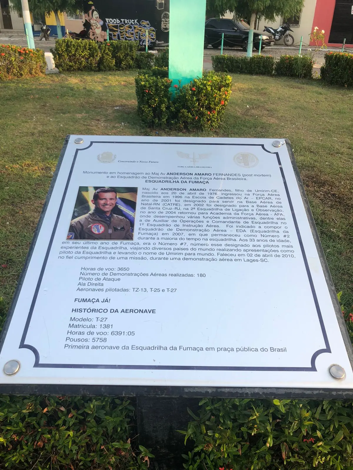 Homenagem a piloto cearense