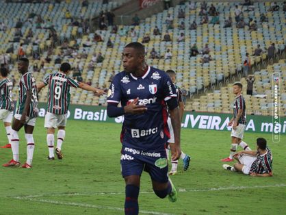 Benevenuto comemora gol do Fortaleza