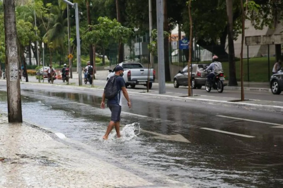 Segundo o Inmet, chuvas isoladas deverão ocorrer em algumas regiões do Ceará até o sábado (9)