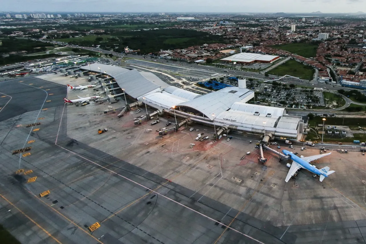 A volta dos voos entre Fortaleza e Paris pela Air France-KLM no próximo dia 22 de outubro é outro motivo para a Gol reforçar o banco de conexões na Capital.