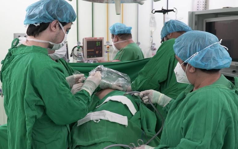 Profissionais da saúde serão distribuídos em diversas unidades hospitalares da Capital cearense