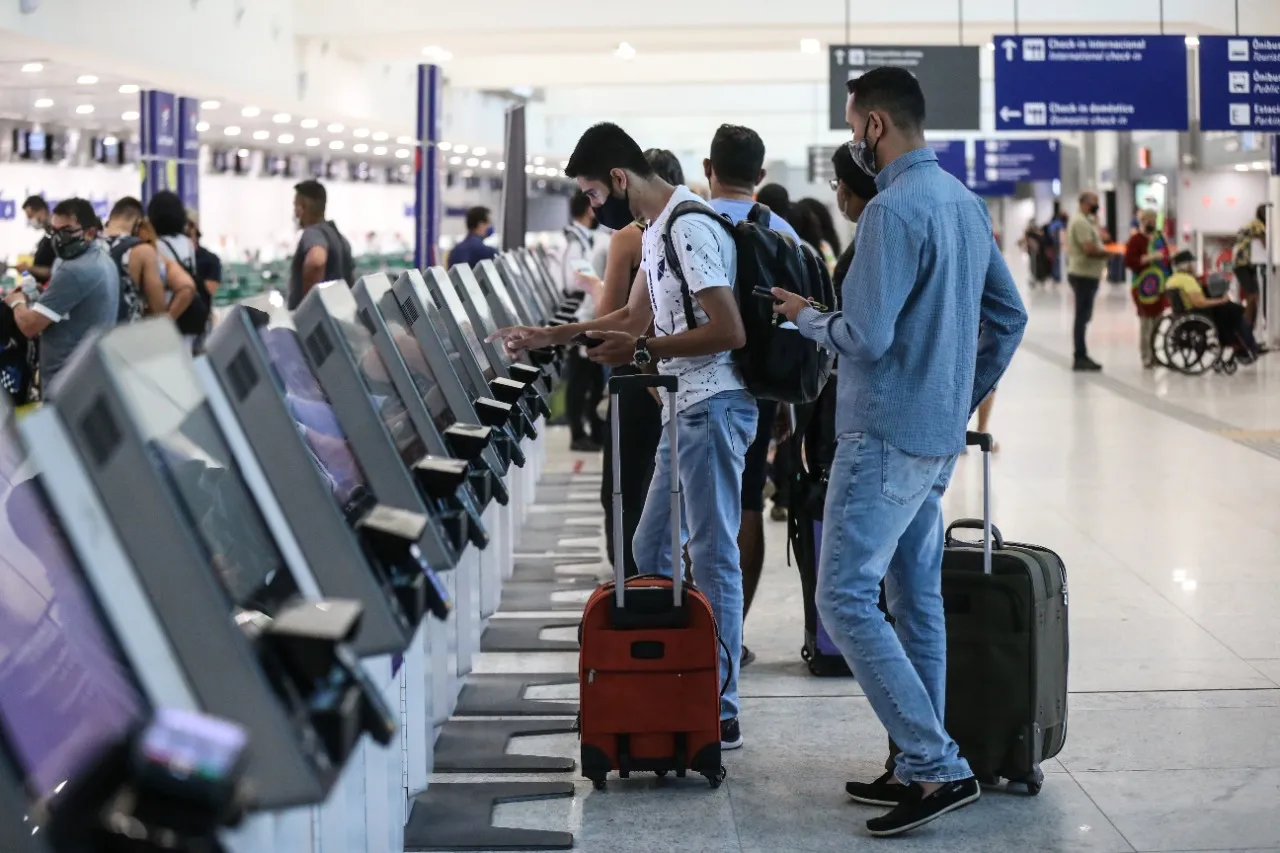 80% da malha aérea internacional deve ser retomada até o fim do ano, prevê secretário do turismo de Fortaleza