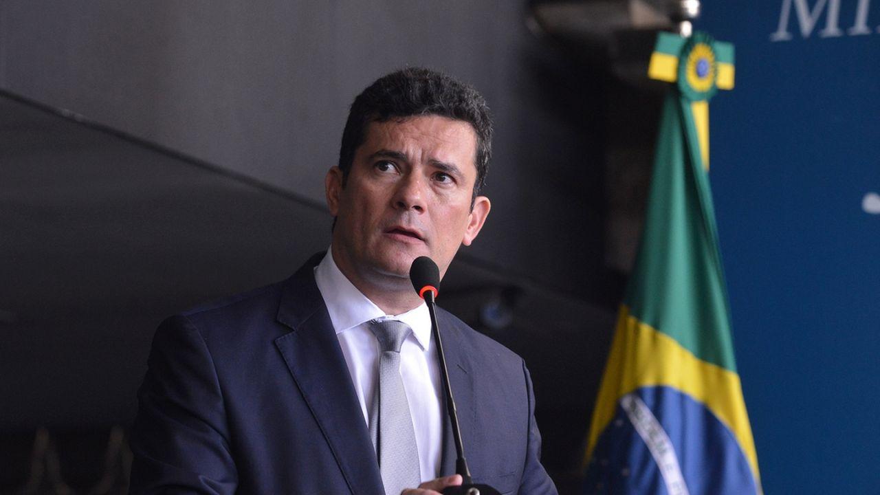 Lavajatista', partido que corteja Moro se divide ao votar PEC