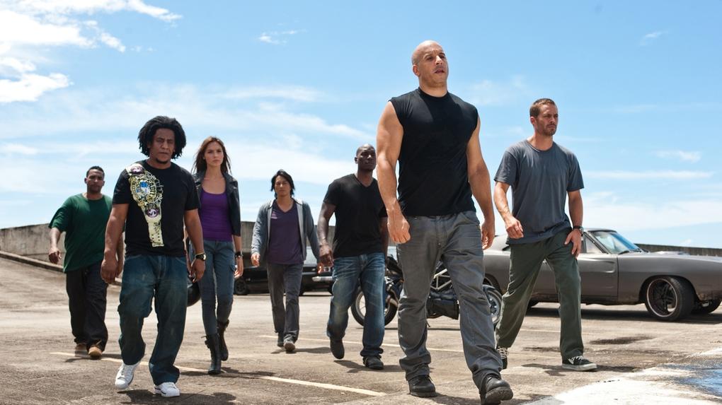 No elenco, Vin Diesel e Paul Walker formam dupla de protagonistas